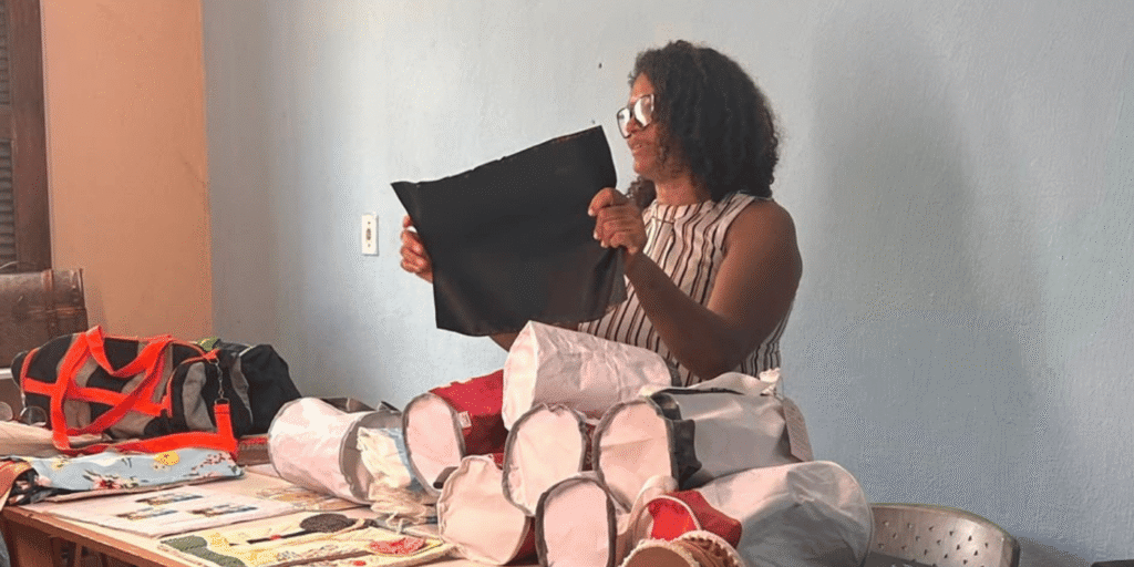 negocio de impacto na periferia, o atelie colaborativo feito por mulher nas gravações da serie JN nas ruas do Jornal Nacional